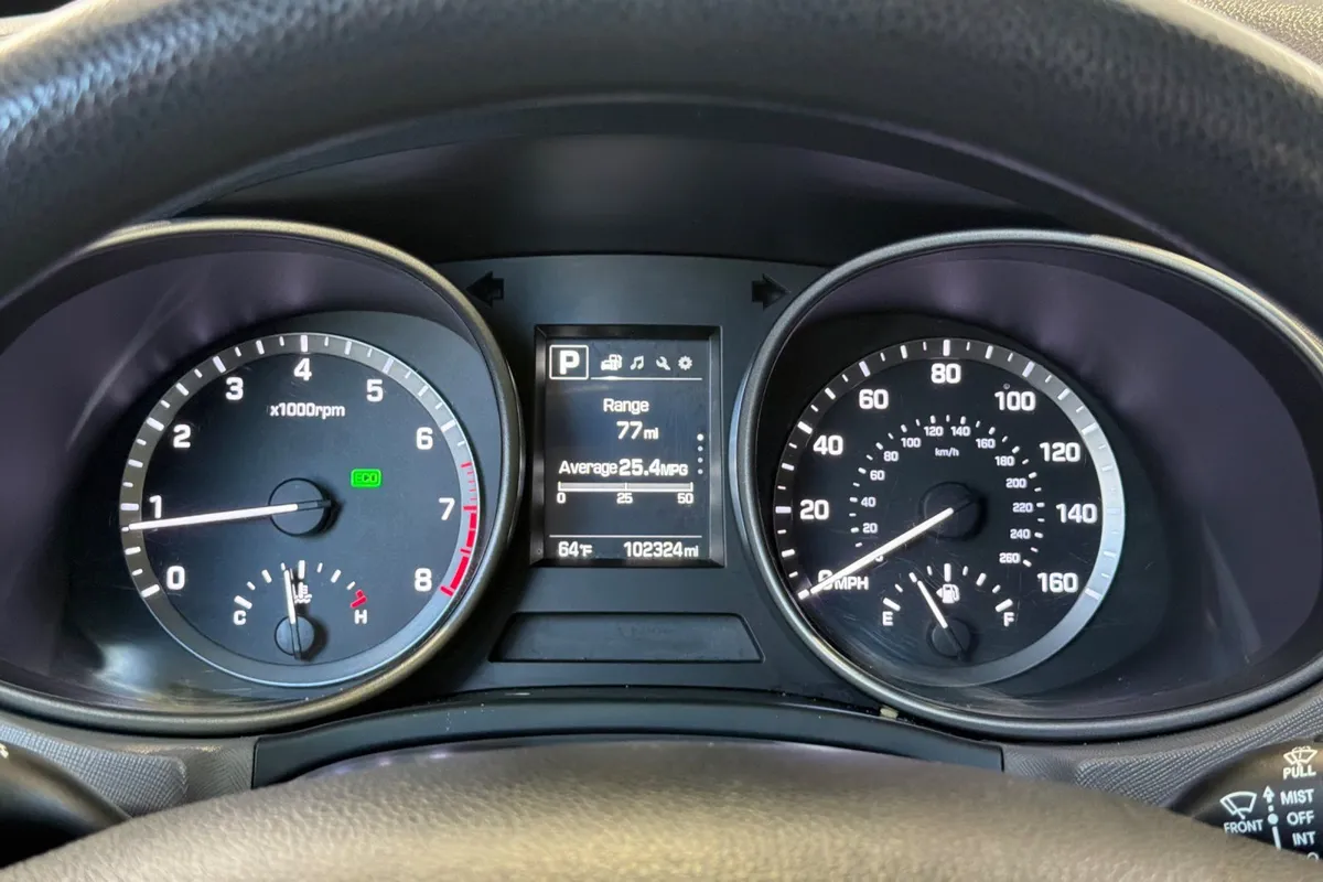 2017 Hyundai Santa Fe Sport 2.4L thumbnail 32