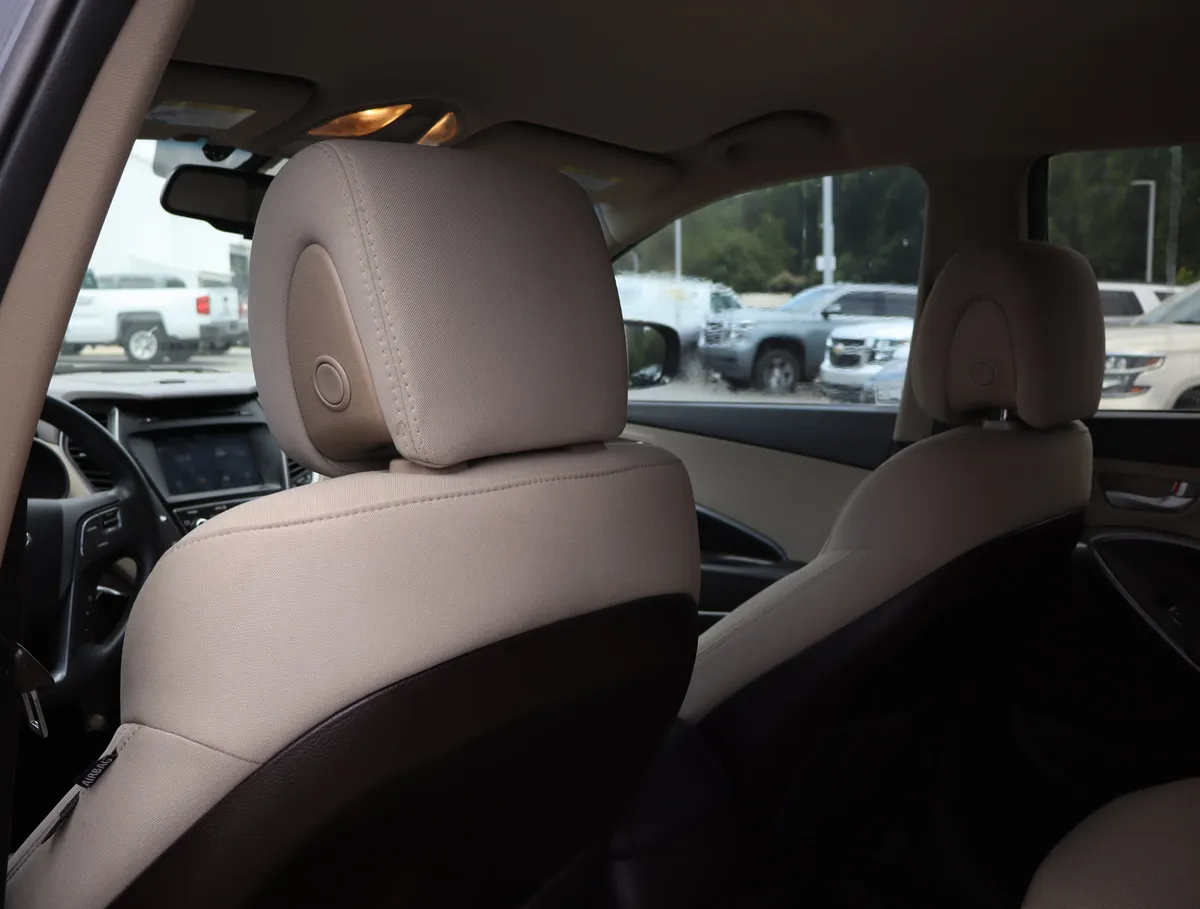 2017 Hyundai Santa Fe Sport 2.4L thumbnail 26