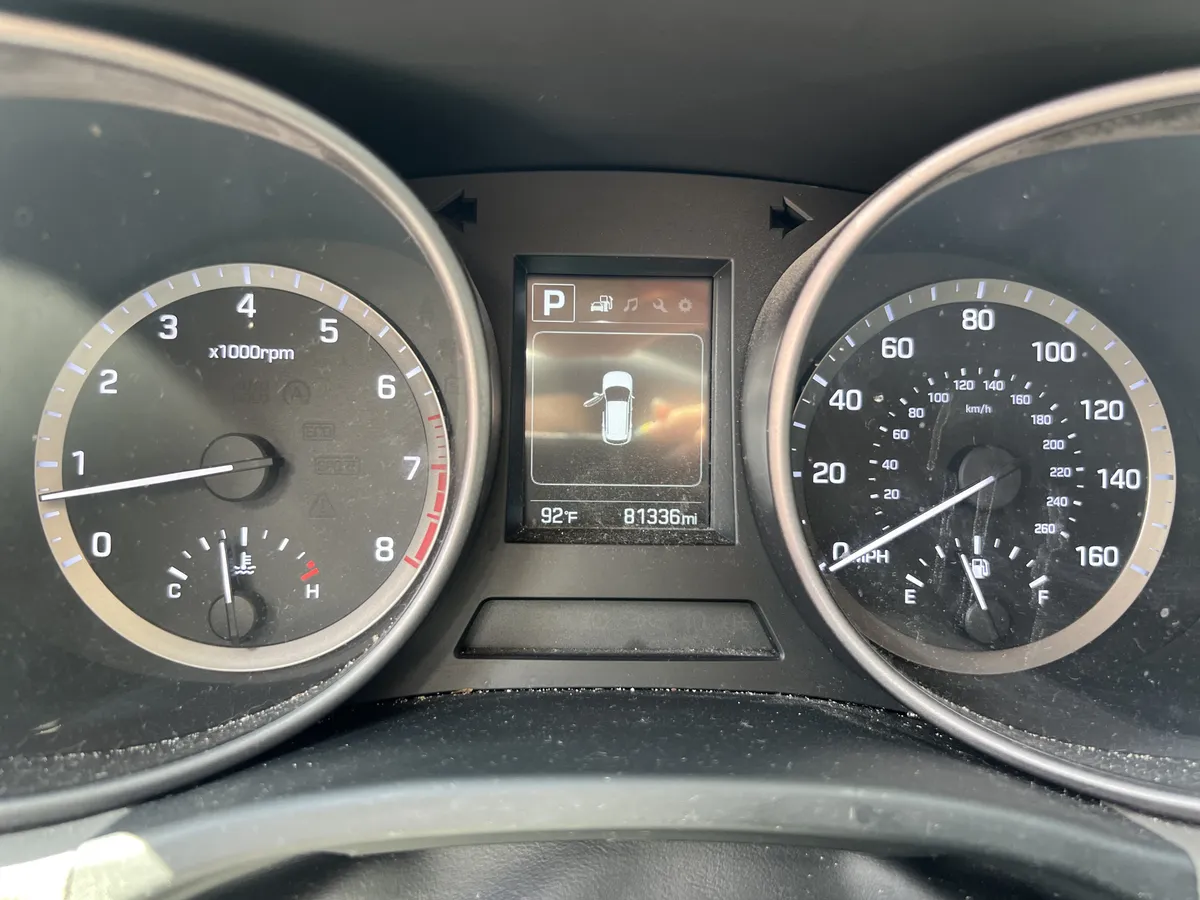 2017 Hyundai Santa Fe Sport 2.4L thumbnail 22