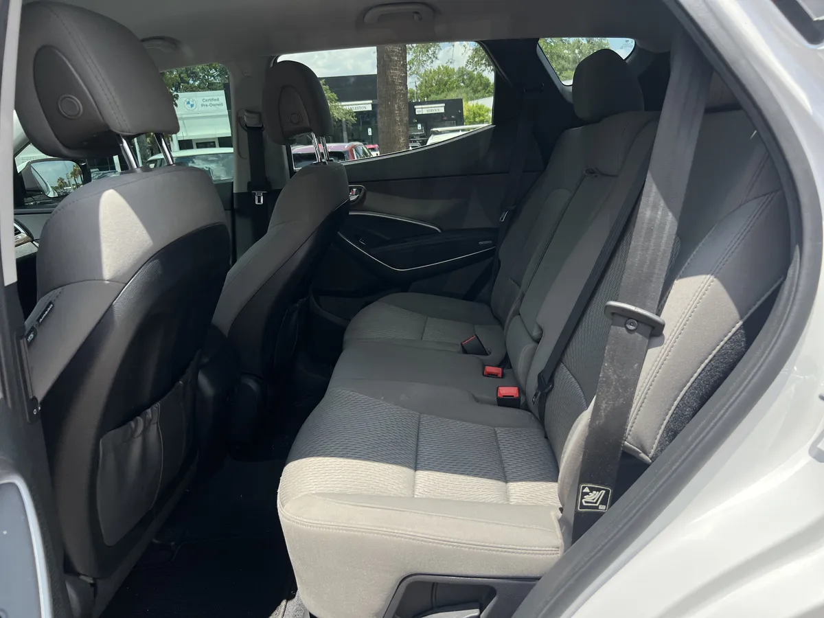 2017 Hyundai Santa Fe Sport 2.4L thumbnail 29