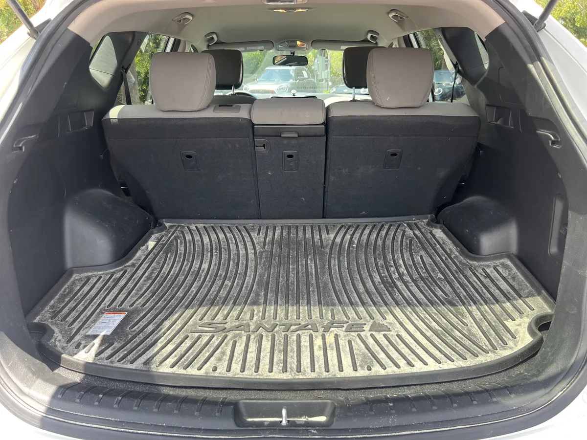 2017 Hyundai Santa Fe Sport 2.4L thumbnail 30