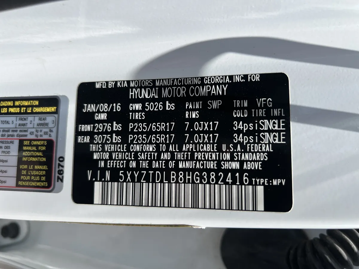 2017 Hyundai Santa Fe Sport 2.4L thumbnail 31