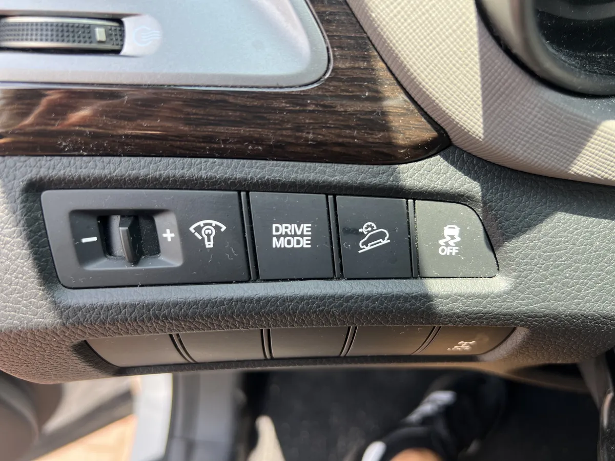 2017 Hyundai Santa Fe Sport 2.4L thumbnail 35
