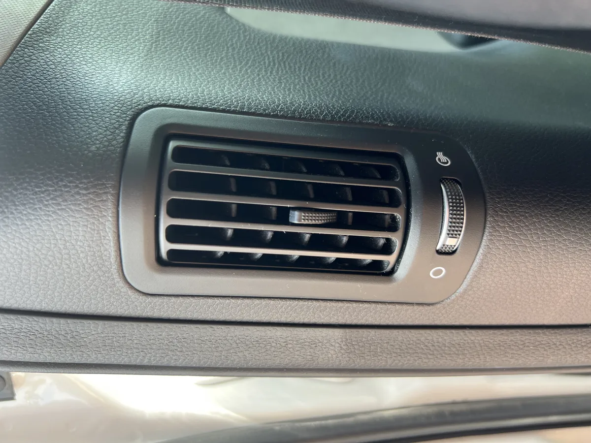 2017 Hyundai Santa Fe Sport 2.4L thumbnail 37
