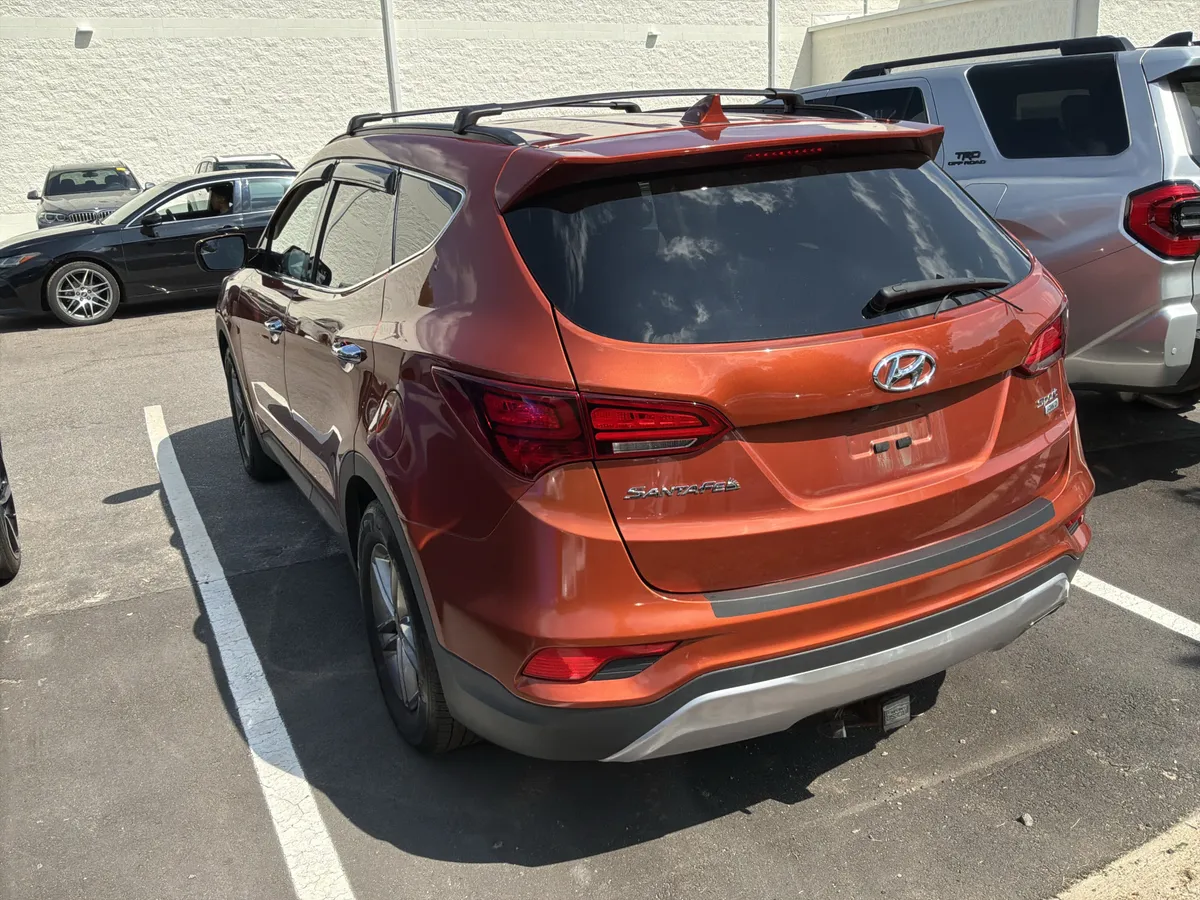 2017 Hyundai Santa Fe Sport 2.4L thumbnail 9