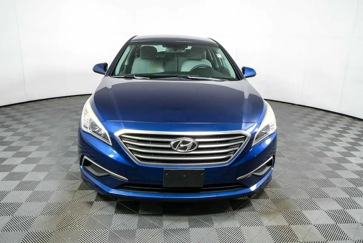 2017 HYUNDAI SONATA SE thumbnail 24