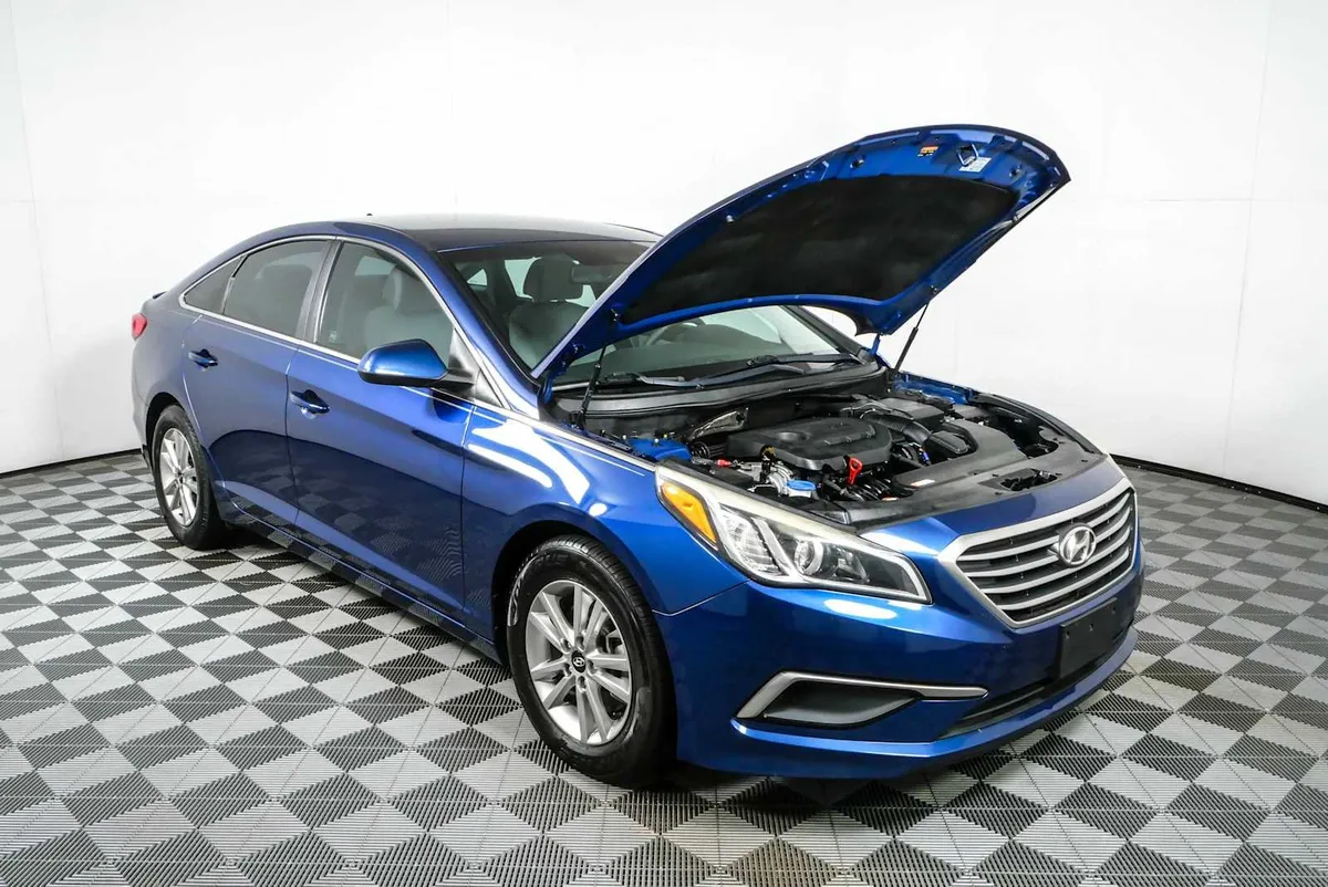 2017 HYUNDAI SONATA SE thumbnail 31