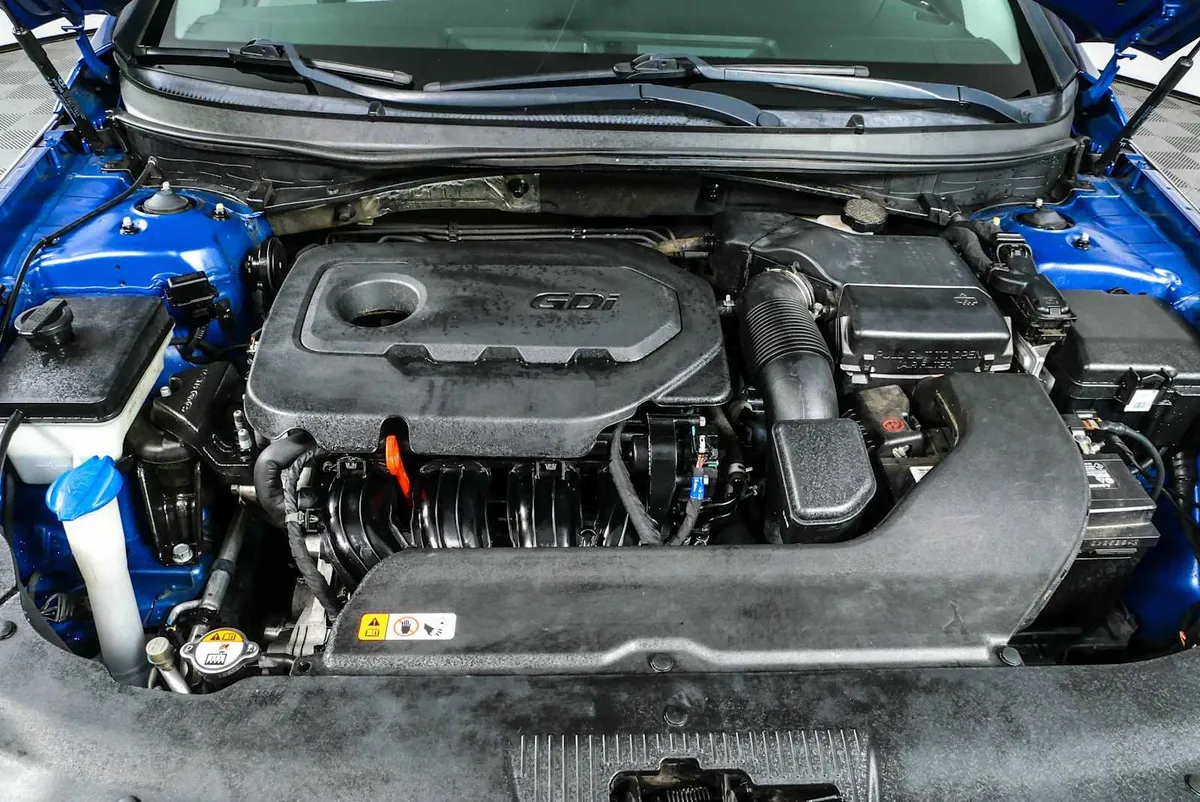 2017 HYUNDAI SONATA SE thumbnail 32