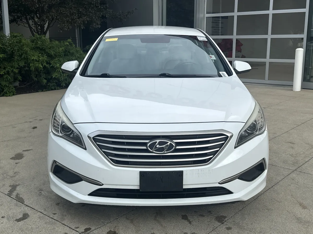 2017 Hyundai Sonata SE thumbnail 5