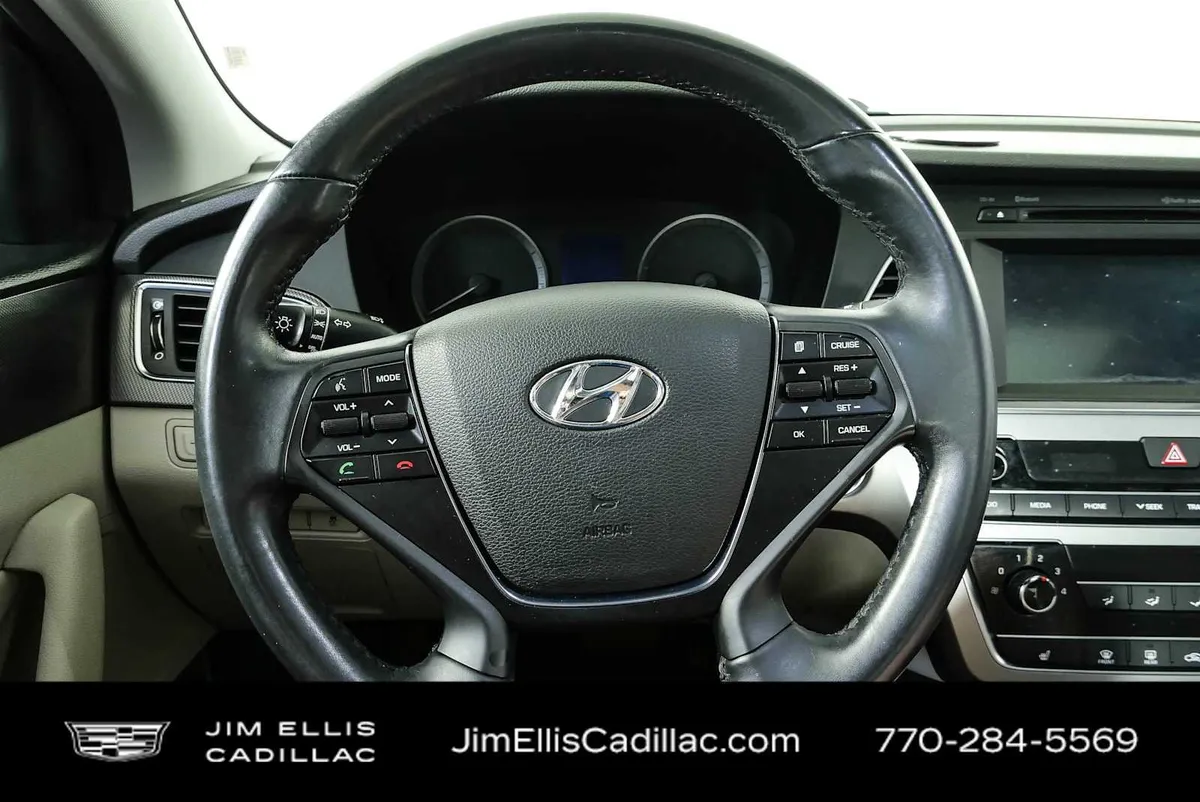 2017 Hyundai Sonata Sport thumbnail 9