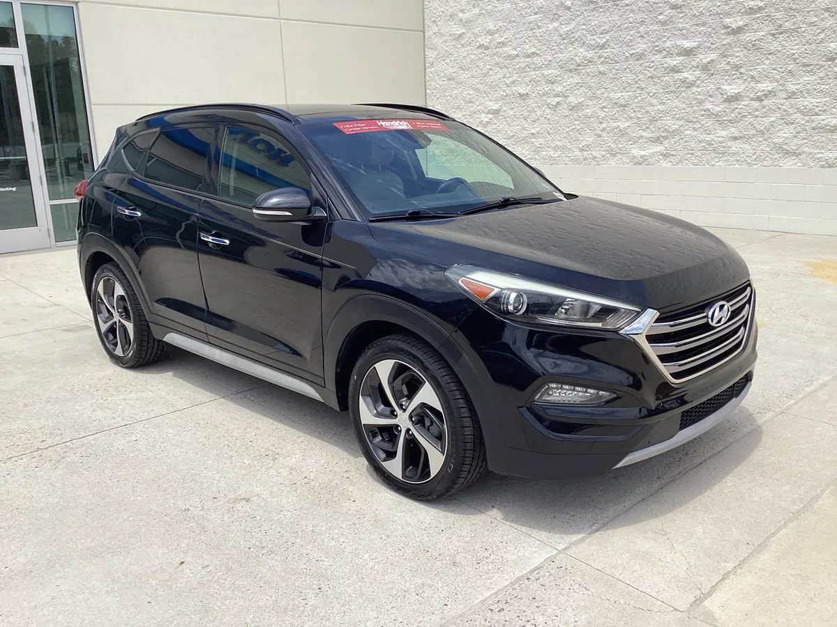 2017 Hyundai Tucson Limited thumbnail 10
