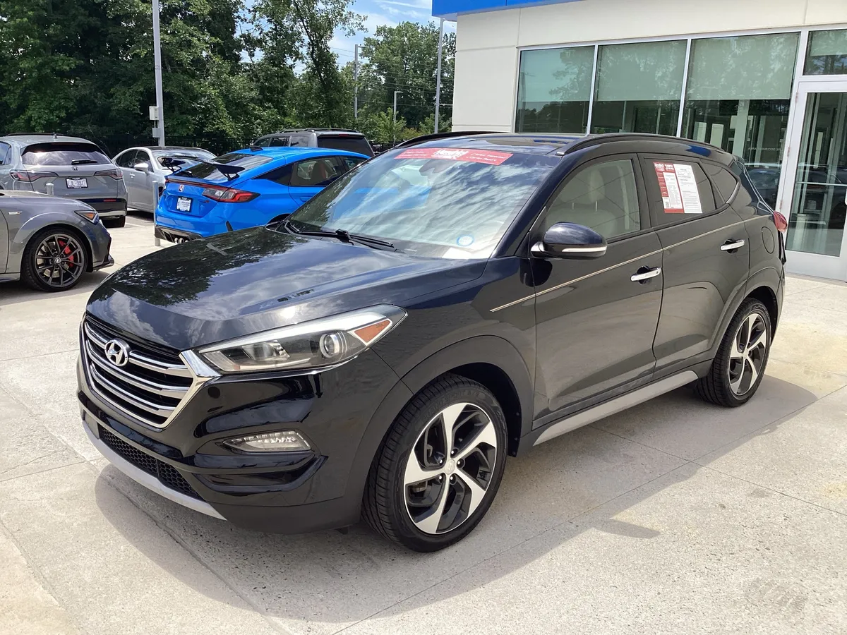 2017 Hyundai Tucson Limited thumbnail 12