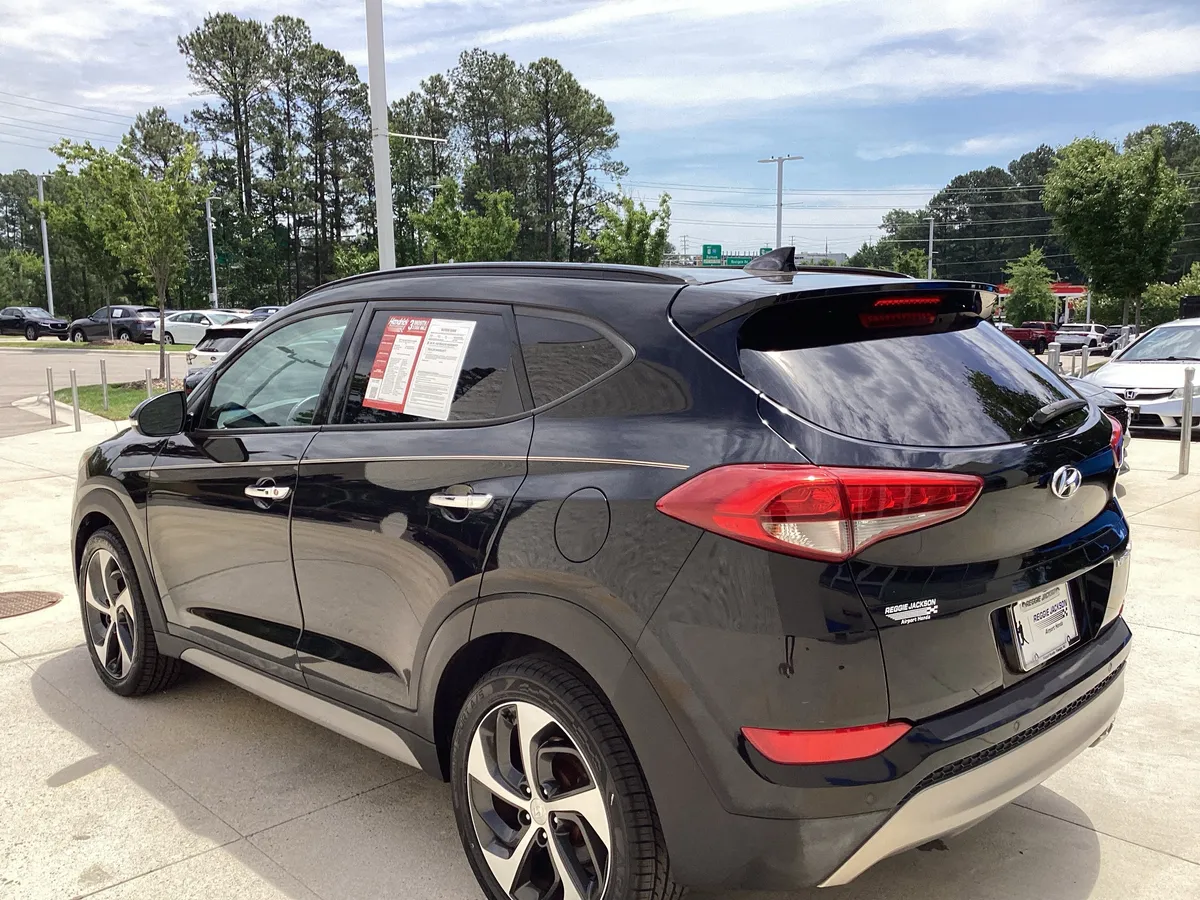 2017 Hyundai Tucson Limited thumbnail 14