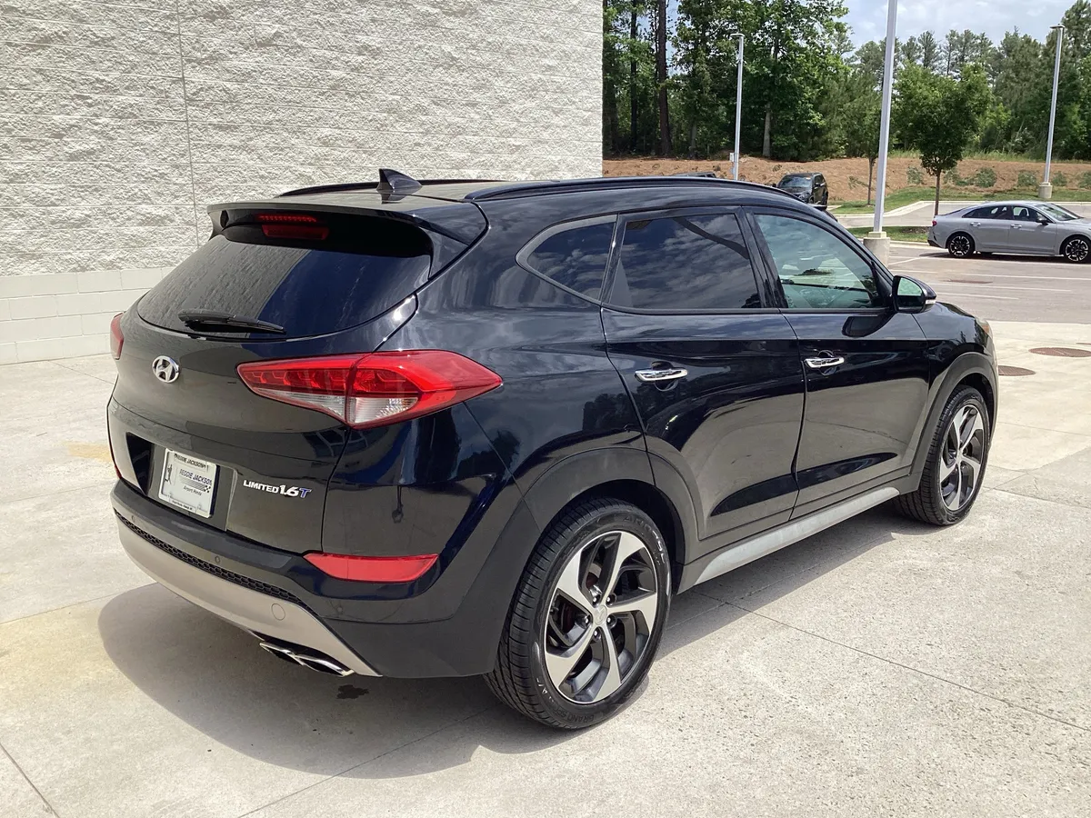 2017 Hyundai Tucson Limited thumbnail 16