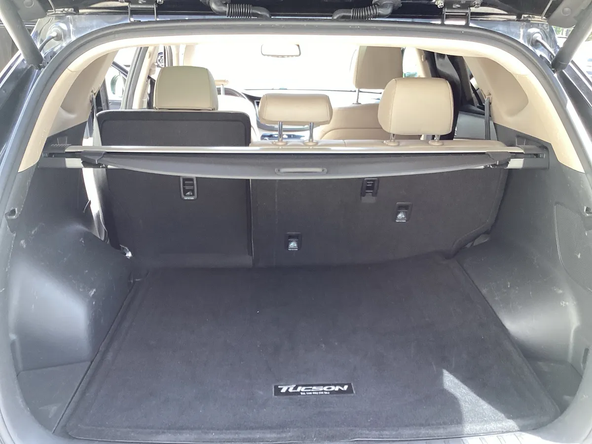2017 Hyundai Tucson Limited thumbnail 38