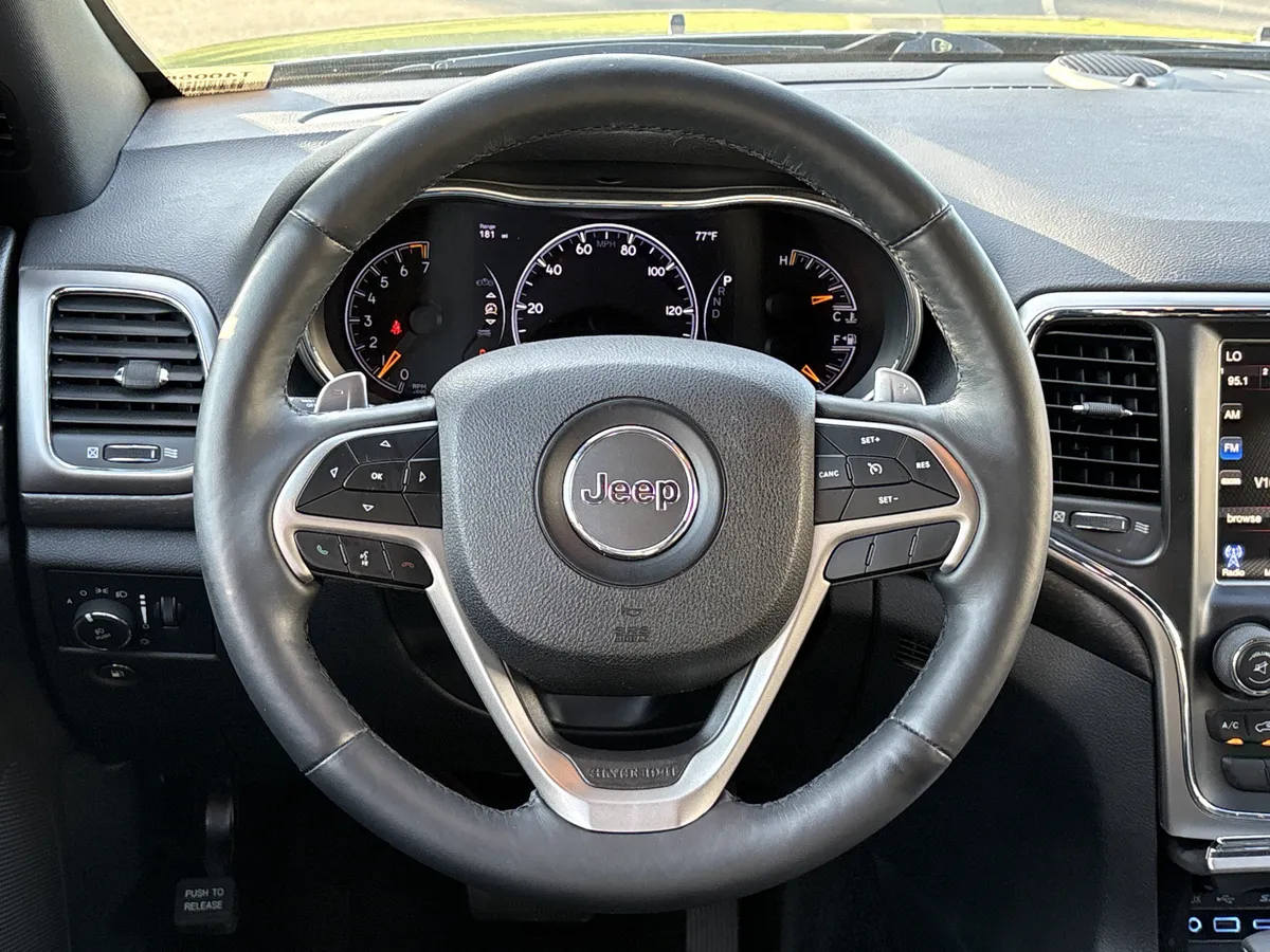 2017 Jeep Grand Cherokee Altitude thumbnail 20
