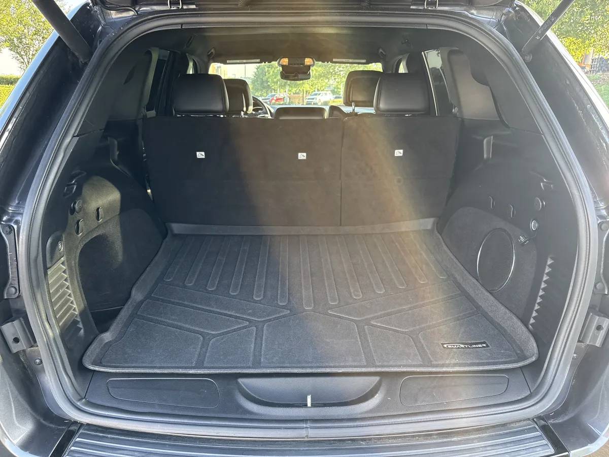 2017 Jeep Grand Cherokee Altitude thumbnail 31