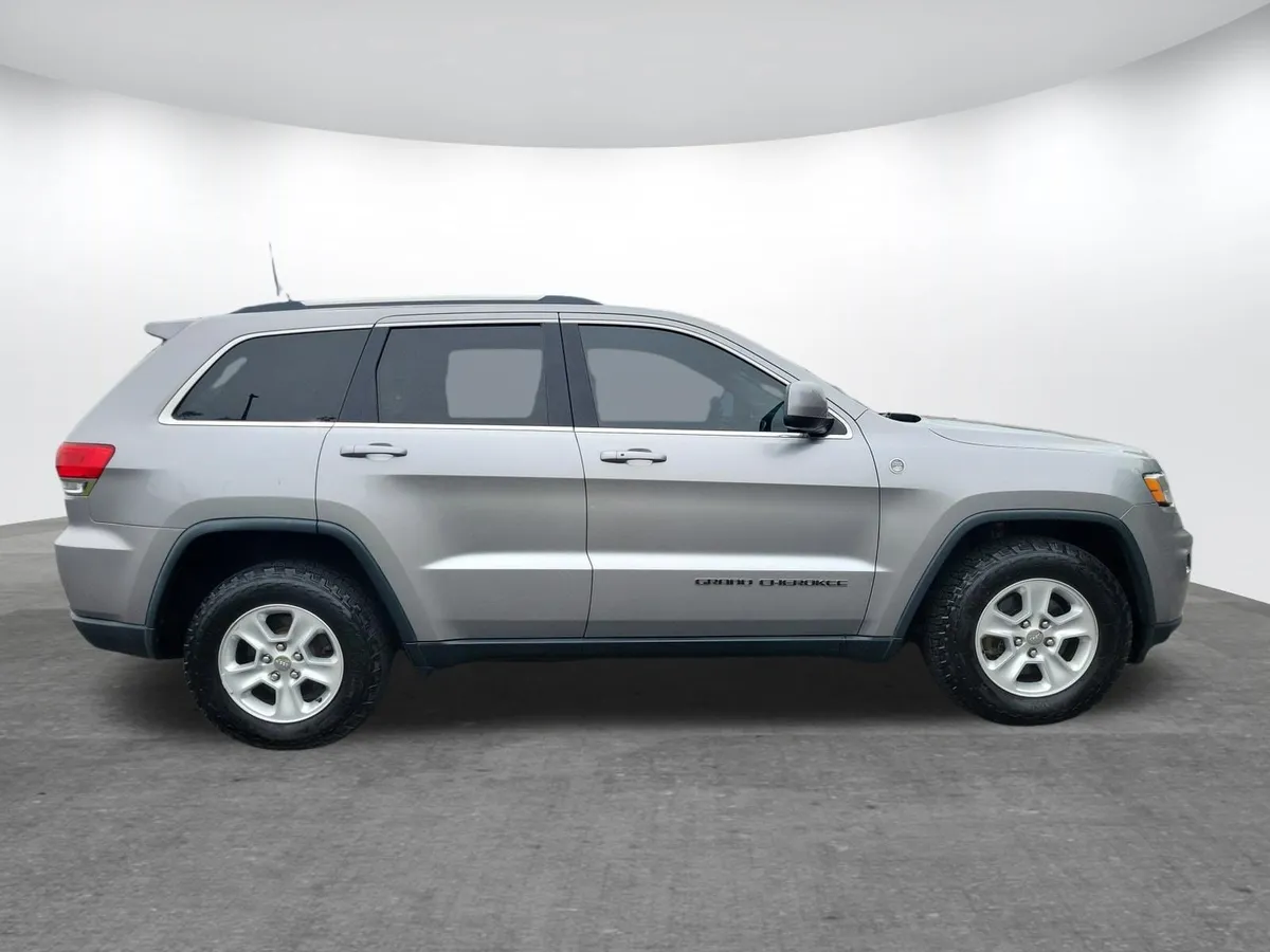 2017 Jeep Grand Cherokee Laredo 4x4 thumbnail 21