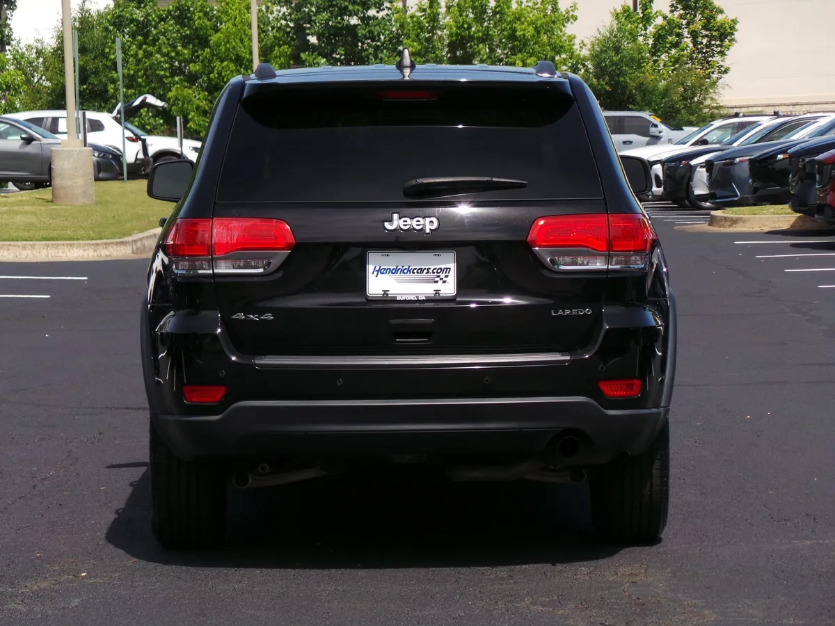 2017 Jeep Grand Cherokee Laredo thumbnail 20