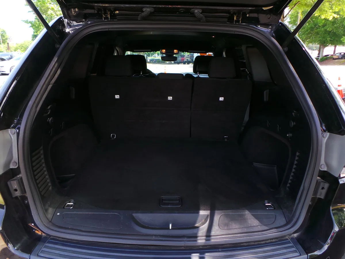 2017 Jeep Grand Cherokee Laredo thumbnail 37