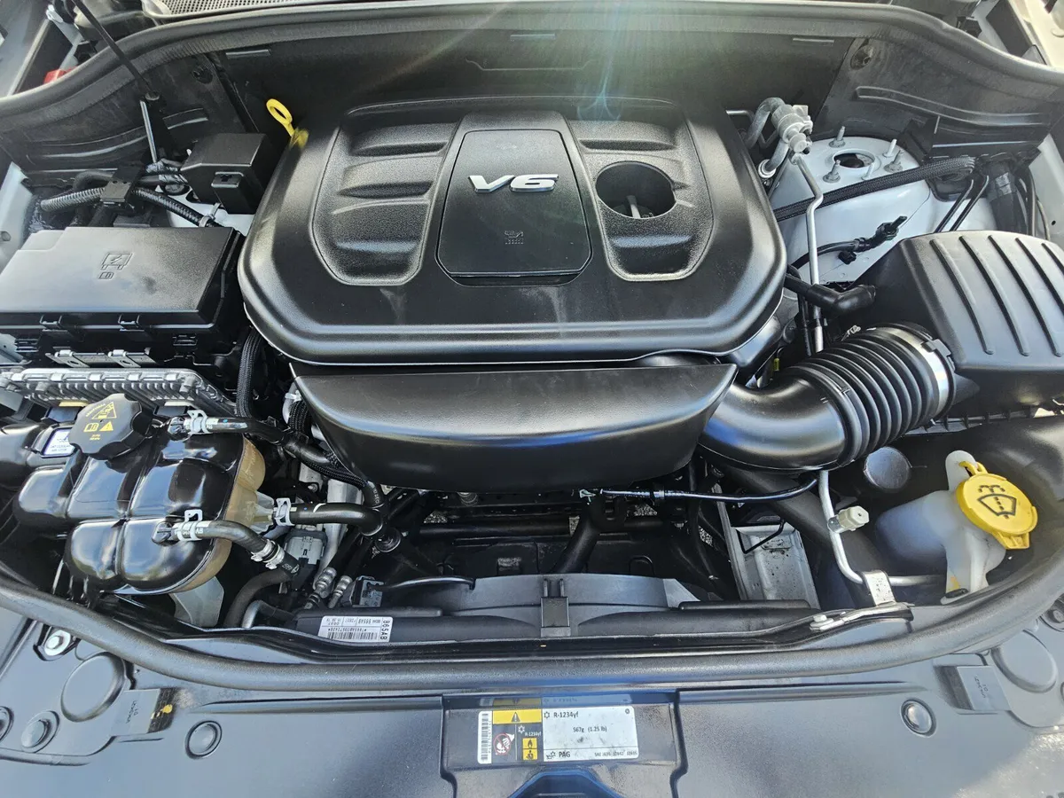 2017 Jeep Grand Cherokee Limited thumbnail 27