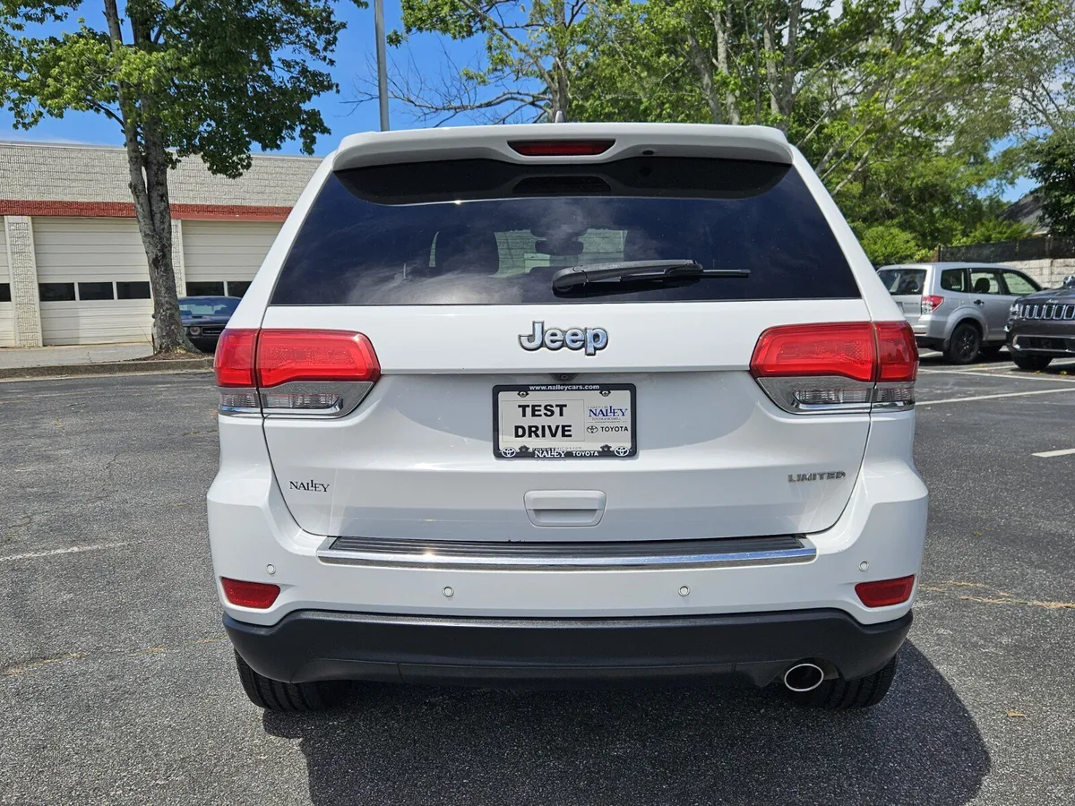2017 Jeep Grand Cherokee Limited thumbnail 7