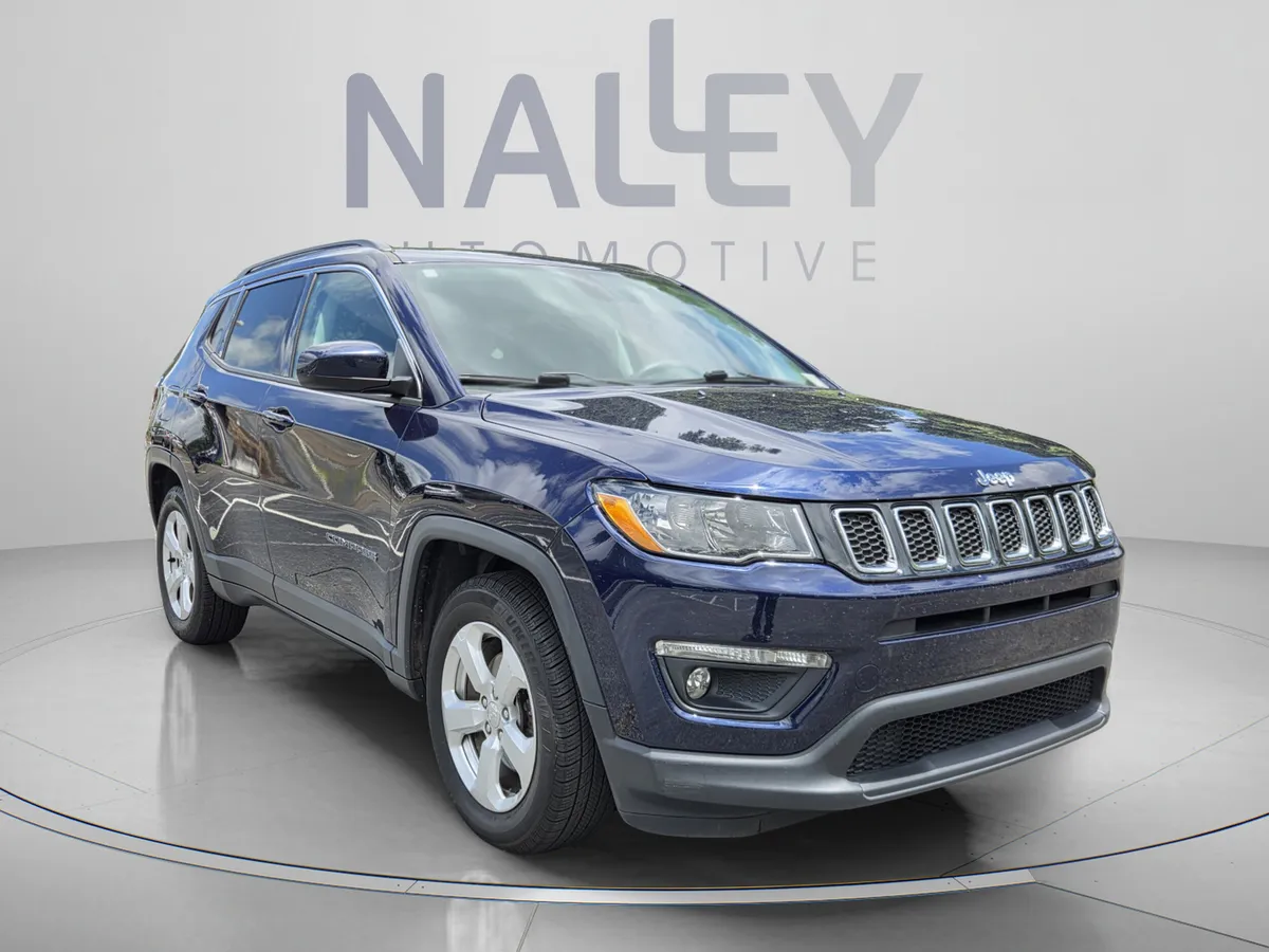2017 Jeep New Compass Latitude thumbnail 8