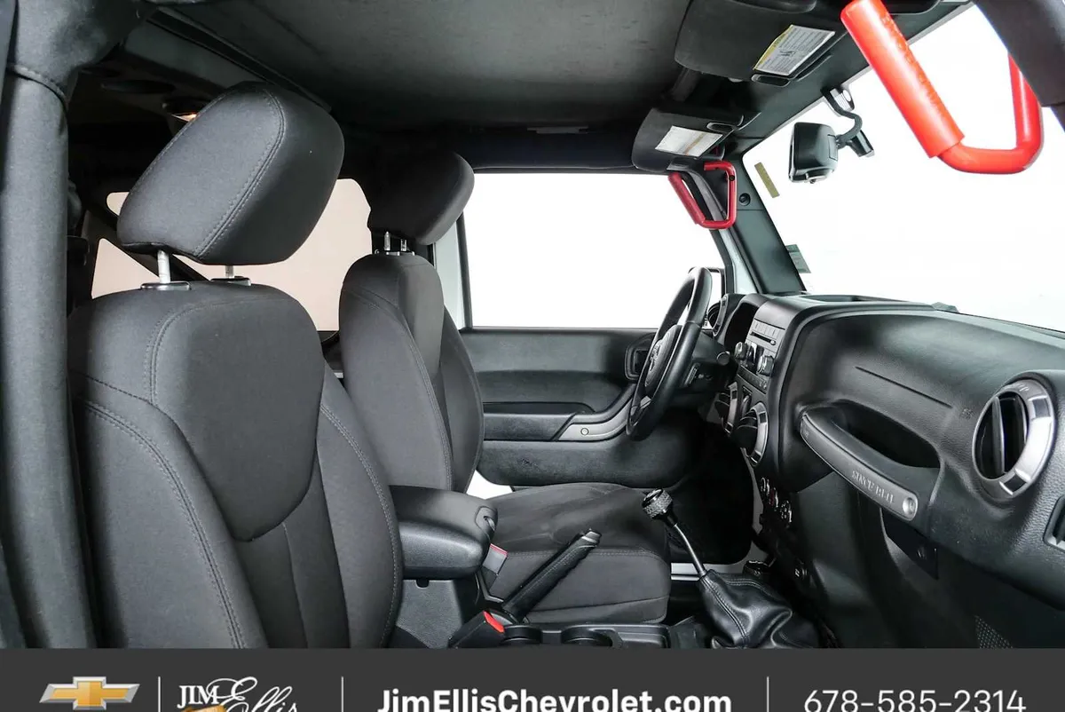 2017 Jeep Wrangler Sport thumbnail 17