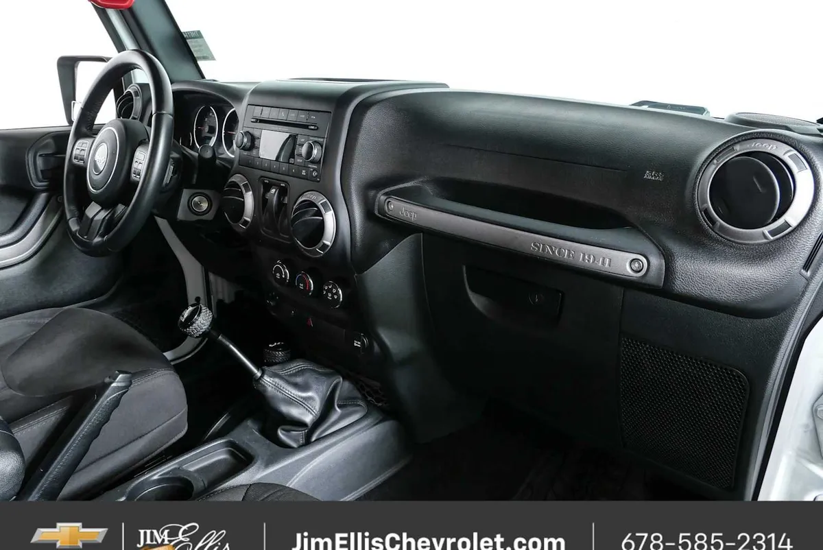 2017 Jeep Wrangler Sport thumbnail 18
