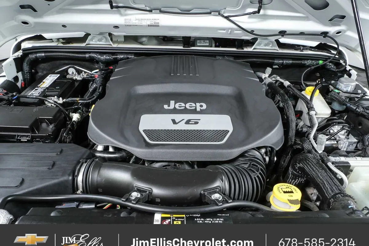 2017 Jeep Wrangler Sport thumbnail 28