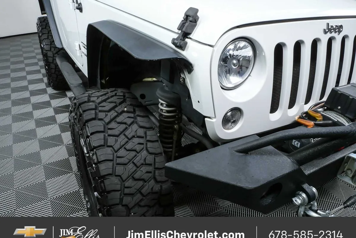 2017 Jeep Wrangler Sport thumbnail 29