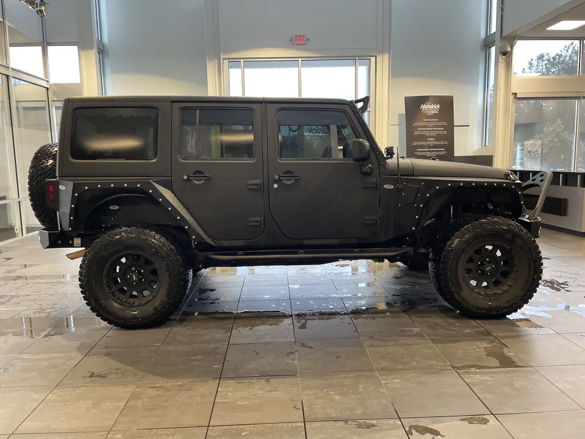 2017 Jeep Wrangler Unlimited Sport thumbnail 10