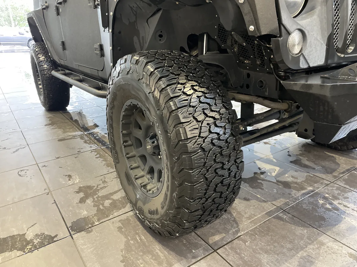 2017 Jeep Wrangler Unlimited Sport thumbnail 12