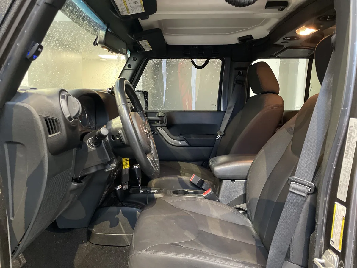 2017 Jeep Wrangler Unlimited Sport thumbnail 16