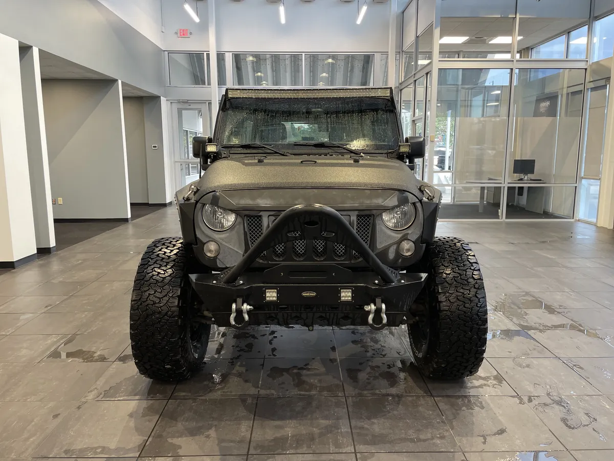 2017 Jeep Wrangler Unlimited Sport thumbnail 2