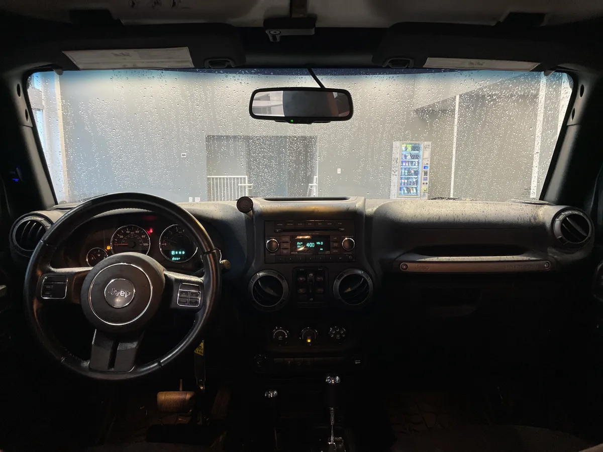2017 Jeep Wrangler Unlimited Sport thumbnail 27