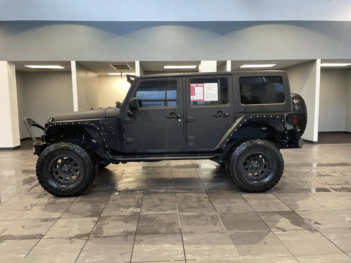 2017 Jeep Wrangler Unlimited Sport thumbnail 6