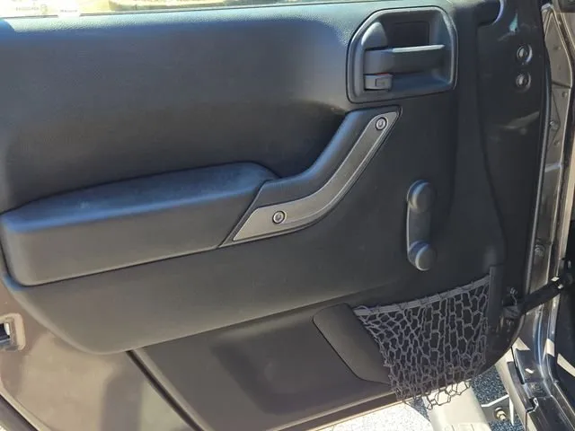 2017 Jeep Wrangler Unlimited Sport thumbnail 14
