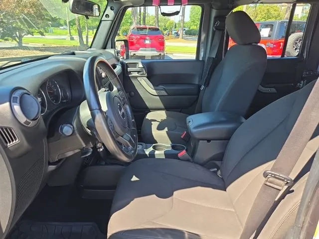 2017 Jeep Wrangler Unlimited Sport thumbnail 16