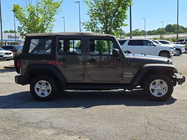2017 Jeep Wrangler Unlimited Sport thumbnail 7