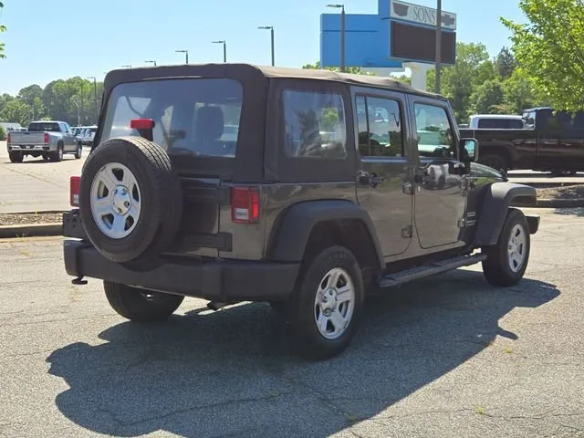 2017 Jeep Wrangler Unlimited Sport thumbnail 8