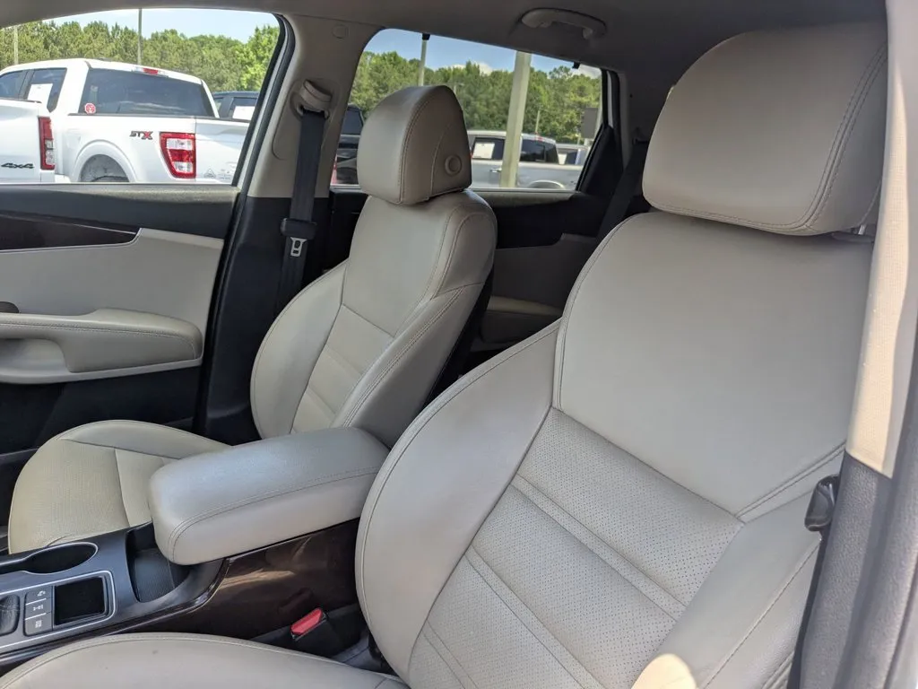 2017 Kia Sorento EX thumbnail 14