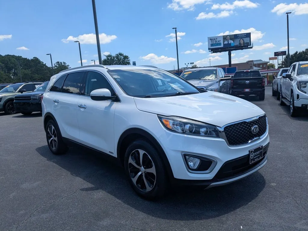 2017 Kia Sorento EX thumbnail 3