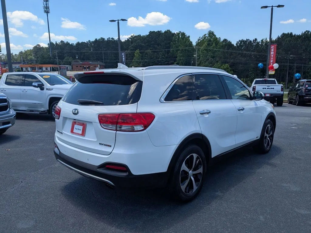 2017 Kia Sorento EX thumbnail 5