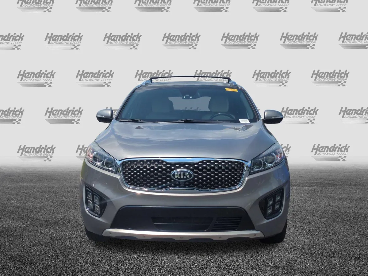 2017 Kia Sorento SXL V6 thumbnail 2