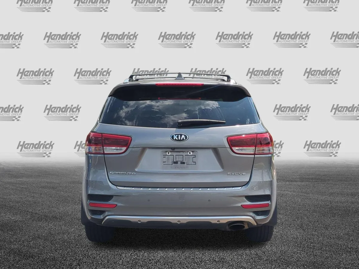 2017 Kia Sorento SXL V6 thumbnail 8