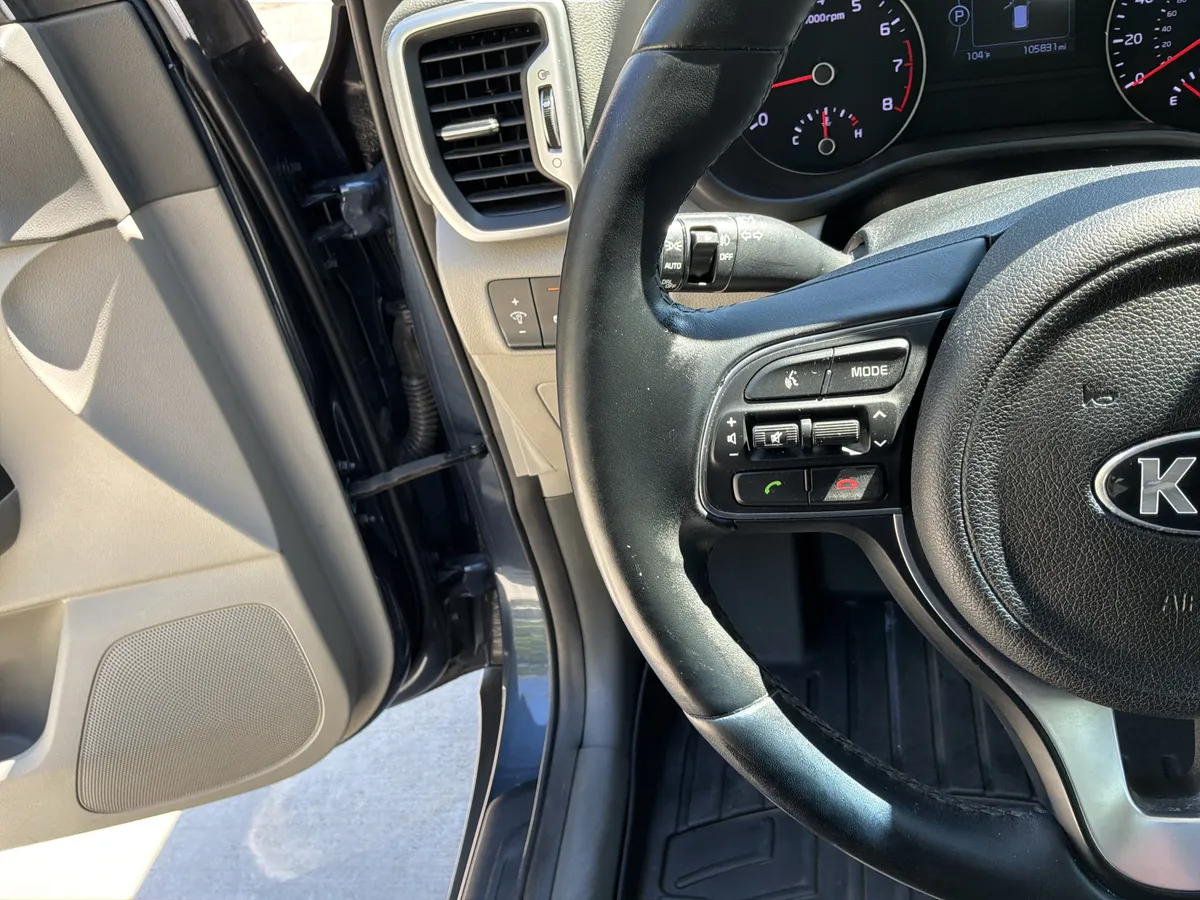2017 Kia Sportage EX thumbnail 19