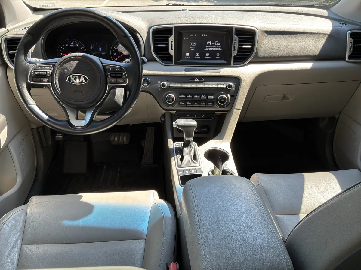 2017 Kia Sportage EX thumbnail 28