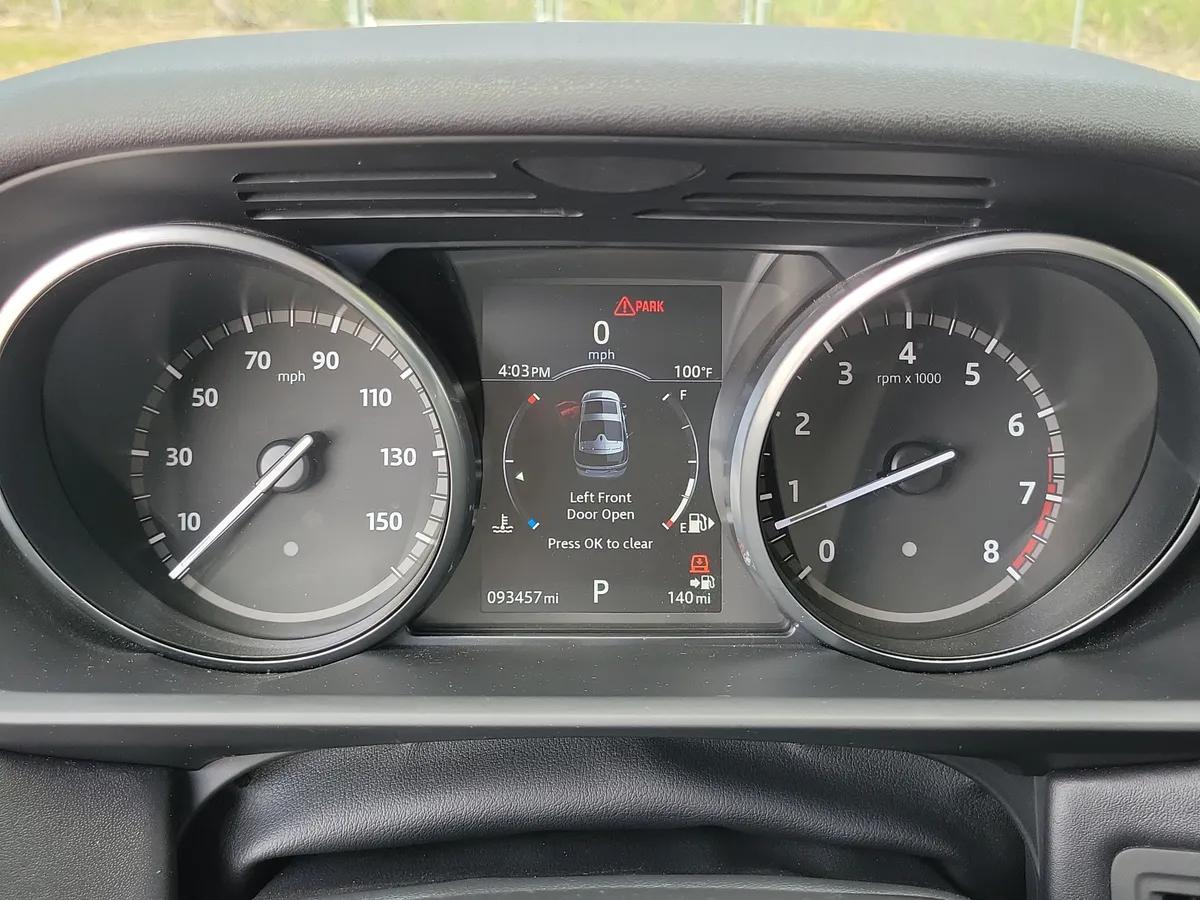 2017 Land Rover Discovery HSE Luxury thumbnail 20
