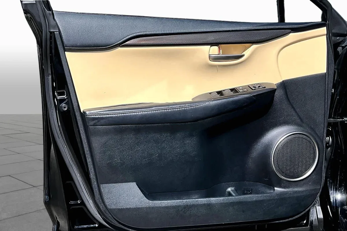 2017 Lexus NX Turbo thumbnail 26